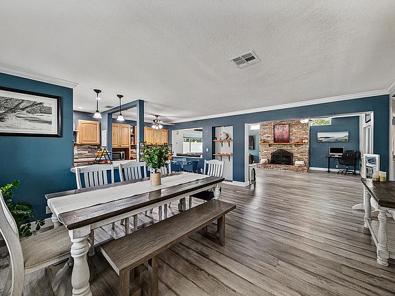 3rd image of 729 NW 29th Court