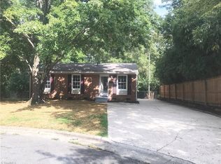 3 Dumont Ct, Greensboro, NC 27403