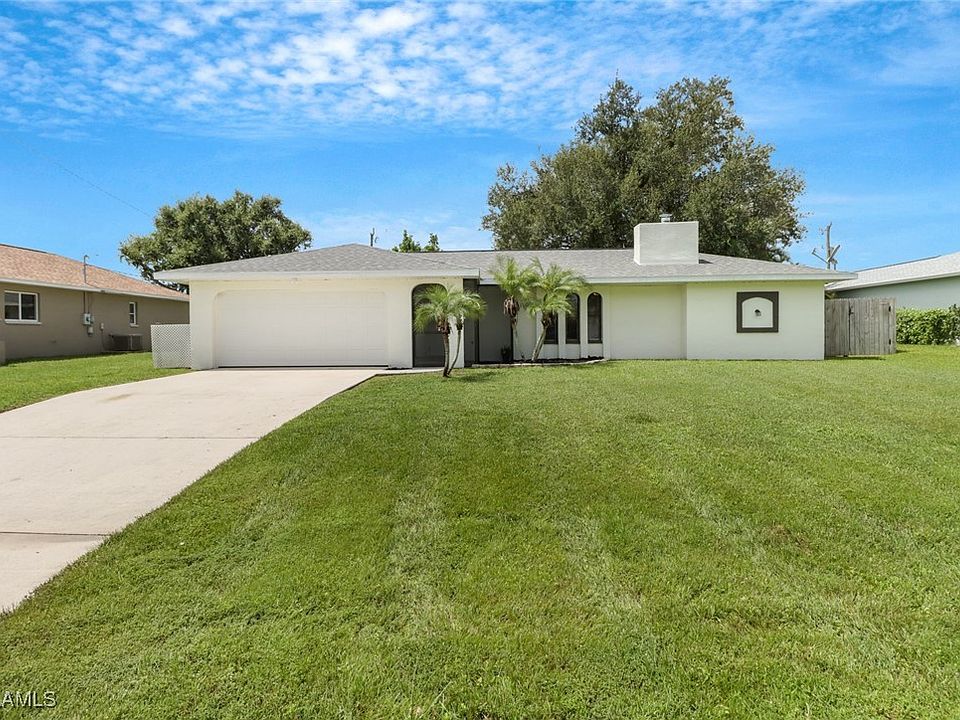 1st image of 326 SE 21st Pl