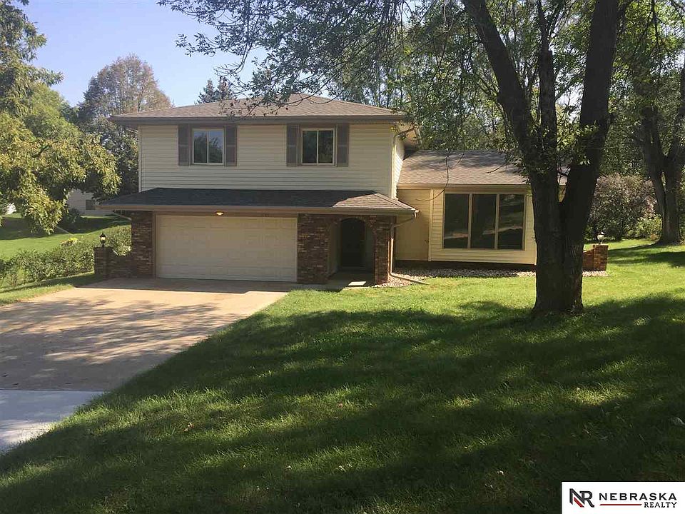 1st image of 5745 N 79th Ave
