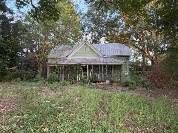 6531 Harper House Rd, Newton Grove, NC 28366