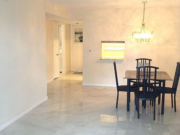 4th image of 2520 NE 1st Ct #2040