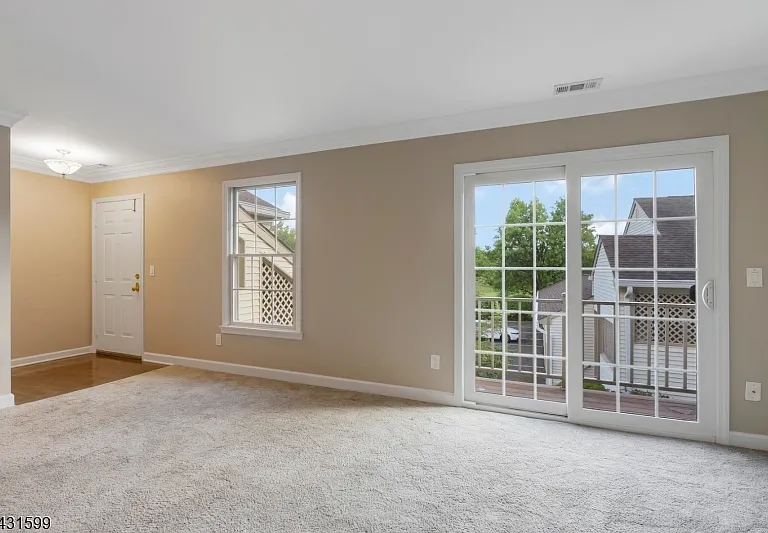 24 Spring Valley Blvd — Photo 6