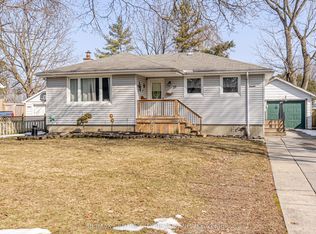 29 York St, Aylmer, ON N5H 2G8