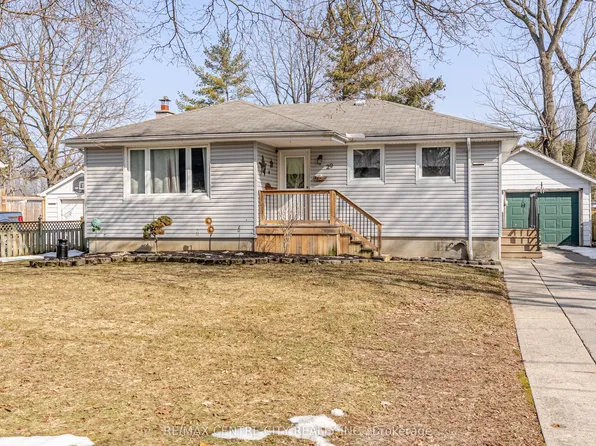 29 York St, Aylmer, ON N5H 2G8