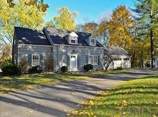 7 Kittle Rd, Chappaqua, NY 10514