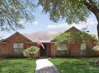 6406 Meadowmere Ct, Arlington, TX 76001