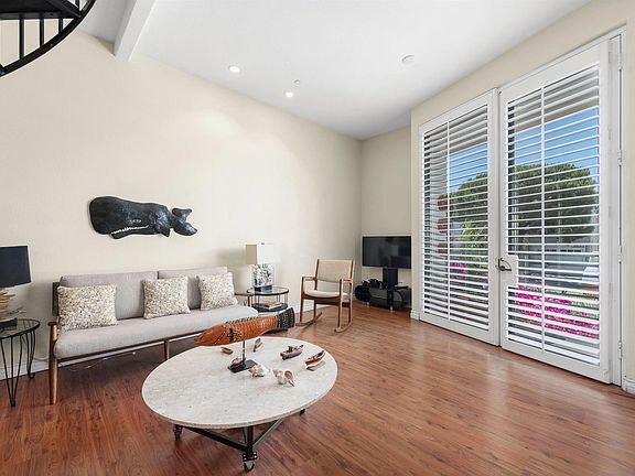 4th image of 1021 Scott St APT 159
