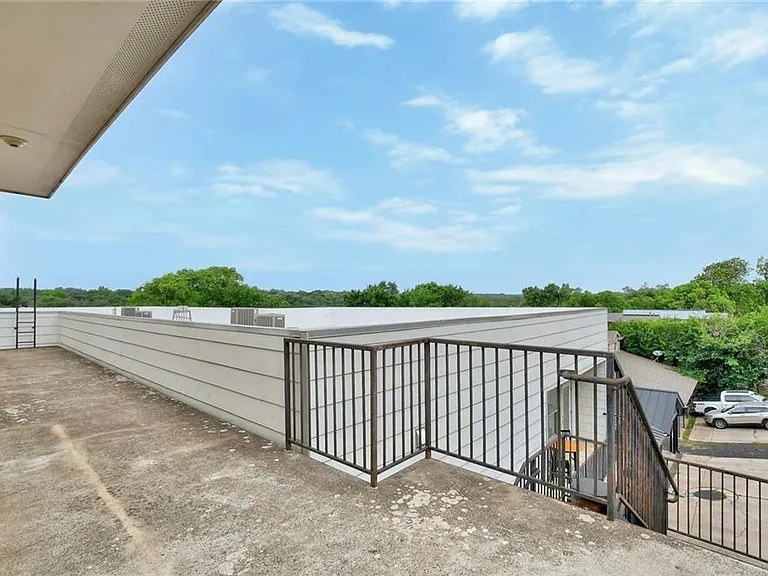 2708 San Pedro St #301 — Photo 21