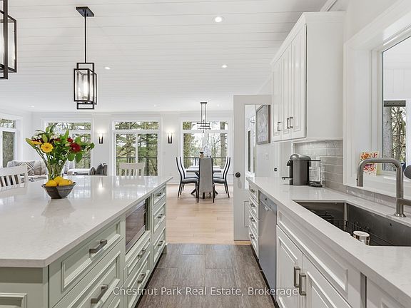 5th image of 30 Stephen Rd