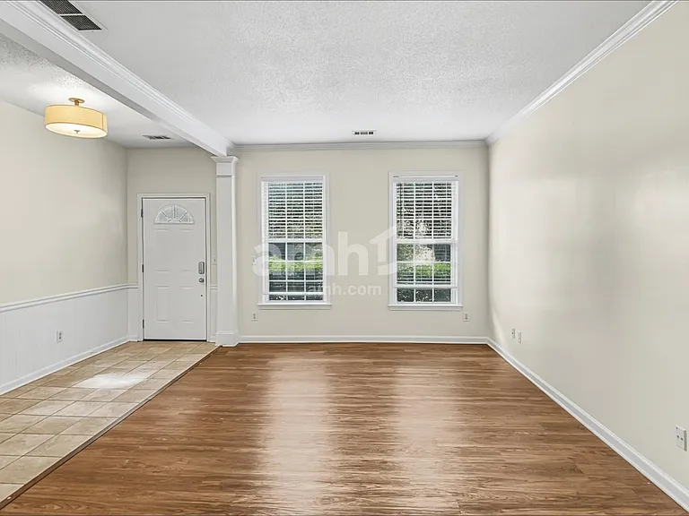 4180 Glenaire Way NW — Photo 10