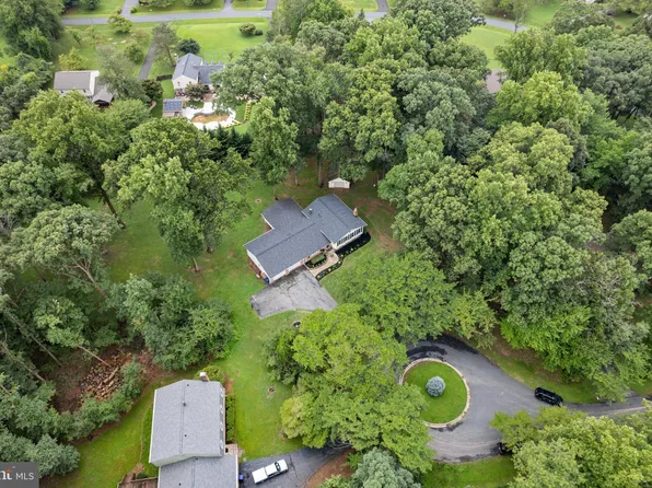 6700 Farcroft Ter, Gaithersburg, MD 20882