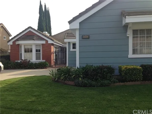 1426 S Sunrise Cir, Upland, CA 91784
