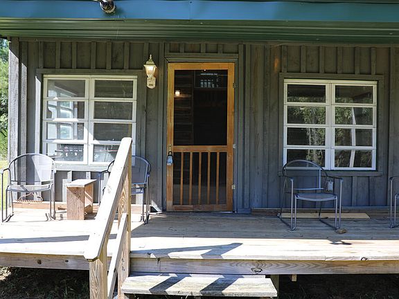 4th image of 2585 Hayes Mill Rd