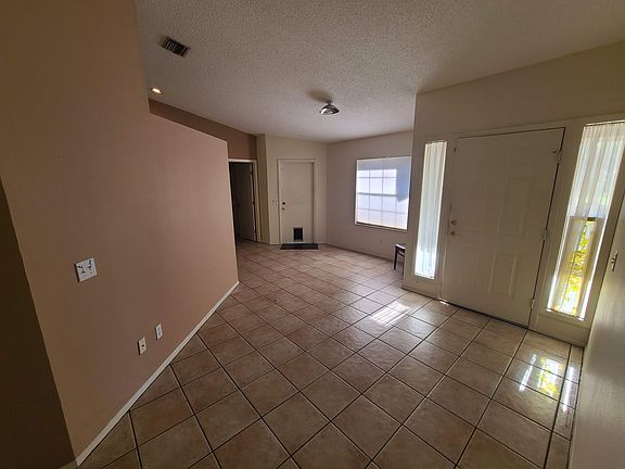 4th image of 3972 Palau Dr