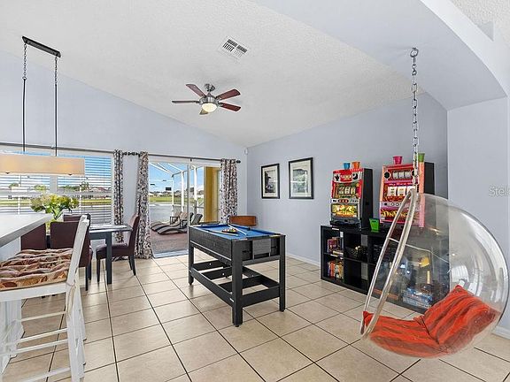 5th image of 5134 Violet Ln