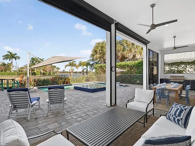 14835 Dockside Ln — Photo 40