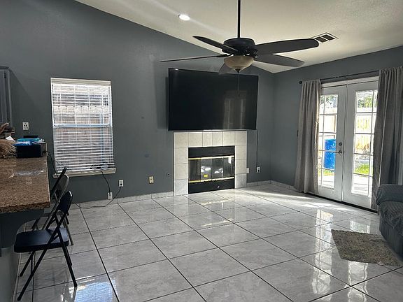 5th image of 391 Teddy Street