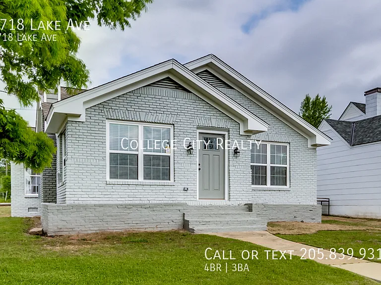 1718 Lake Ave — Photo 1