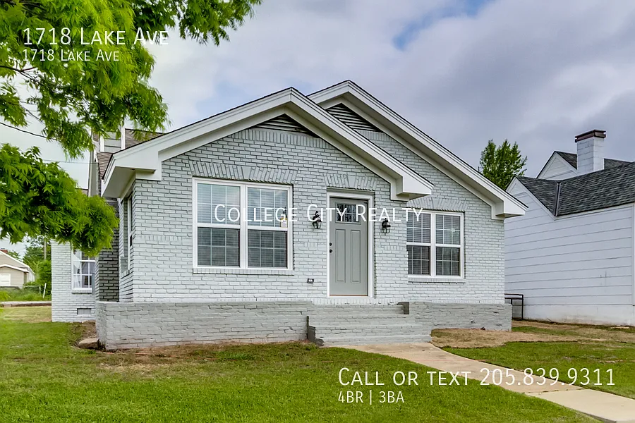 1718 Lake Ave