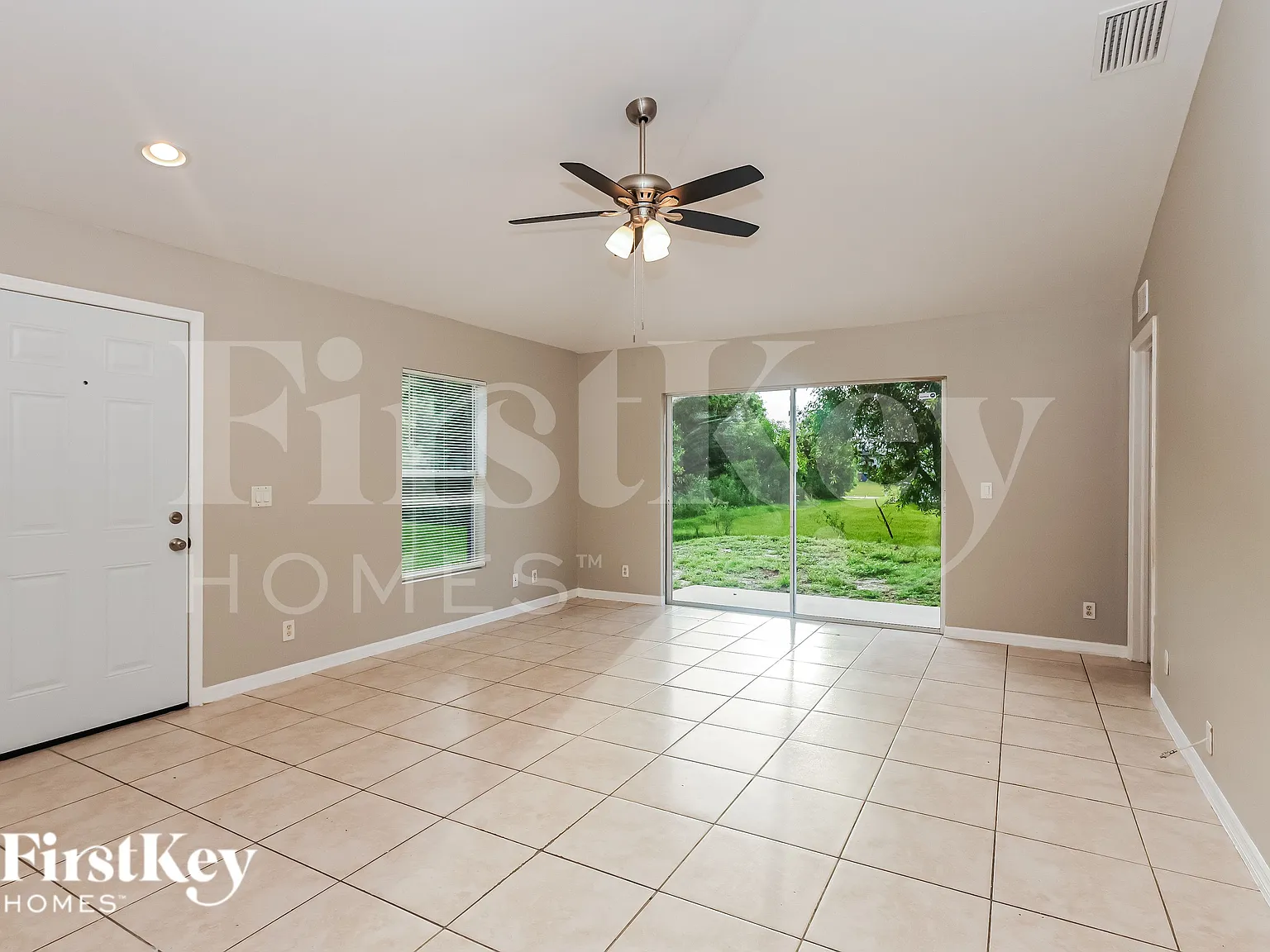 2 bed, 2.0 bath, 1180 sqft, $1,220 — Photo 4