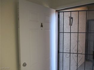 4570 Carriage Park Dr APT A, Las Vegas, NV 89121