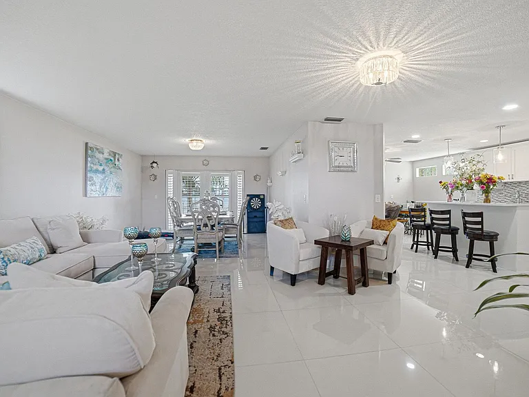 6466 Buena Vista Dr #6466 — Photo 29