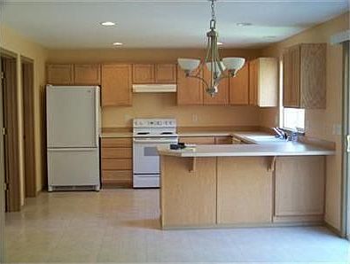 4th image of 9225 148th Street Ct E