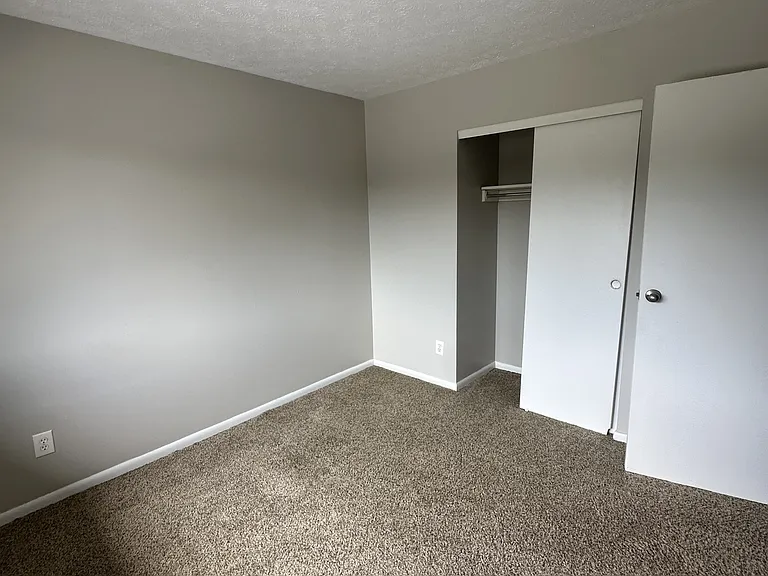 4893 Nugent Dr — Photo 6
