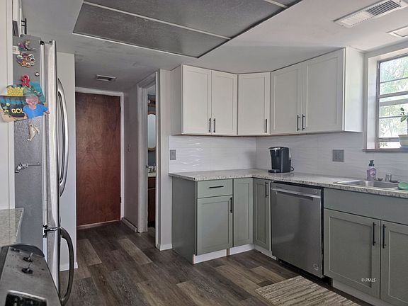 4th image of 1518 15th Ave