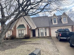 8409 Wood Shadows Ln, Cordova, TN 38018