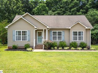 531 Seay Rd, Boiling Springs, SC 29316