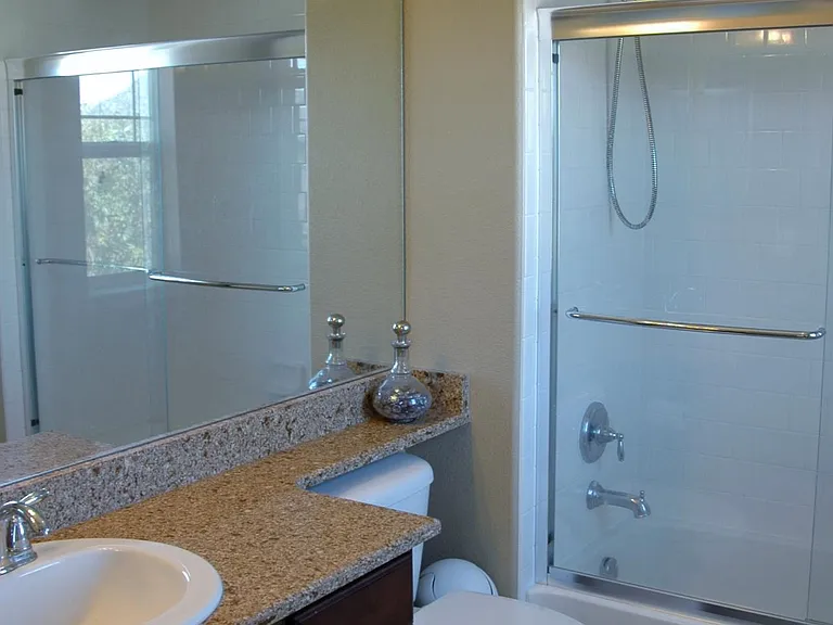 404 Casper Dr — Photo 5