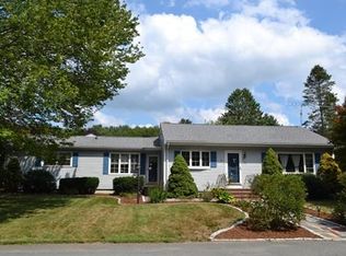 1 Blueberry Hill Rd, Groveland, MA 01834