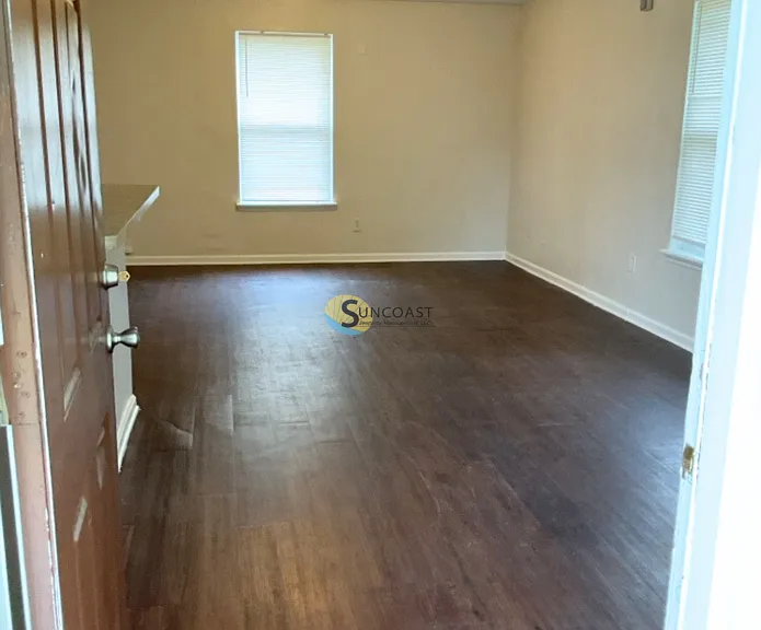 3408 Buckman St — Photo 3