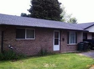 748 NE Lincoln St APT B, Hillsboro, OR