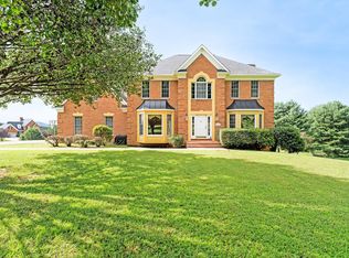 665 Plantation Dr, Fincastle, VA 24090