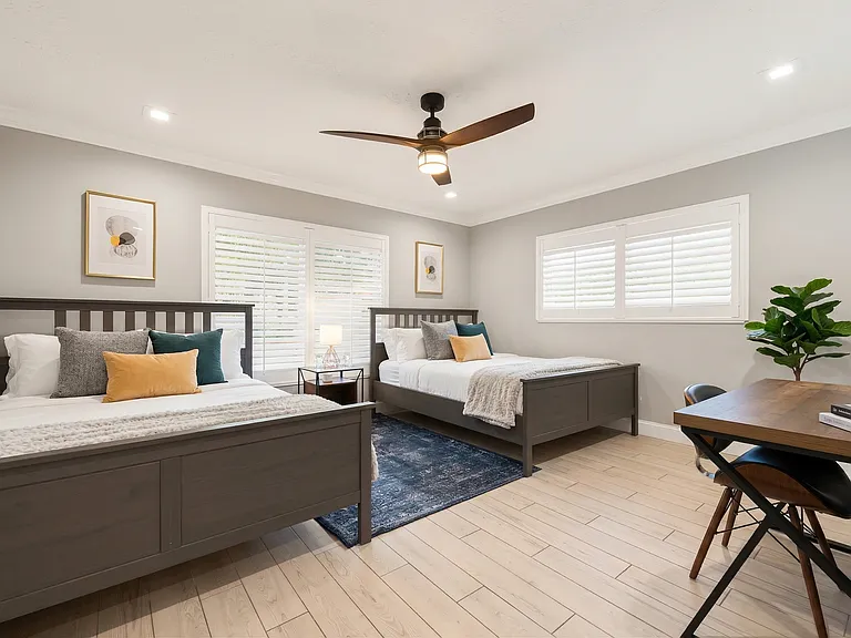 5841 Bayview Dr — Photo 38