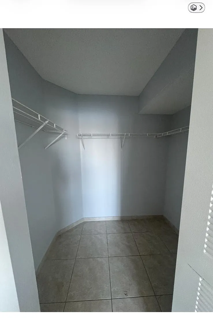 2 bed, $2,300 — Photo 4
