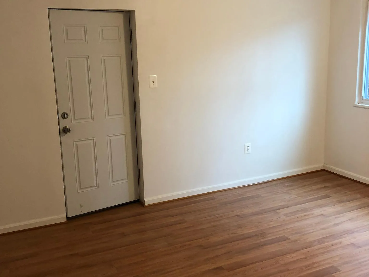 1 bed, 648 sqft, $1,204 — Photo 3