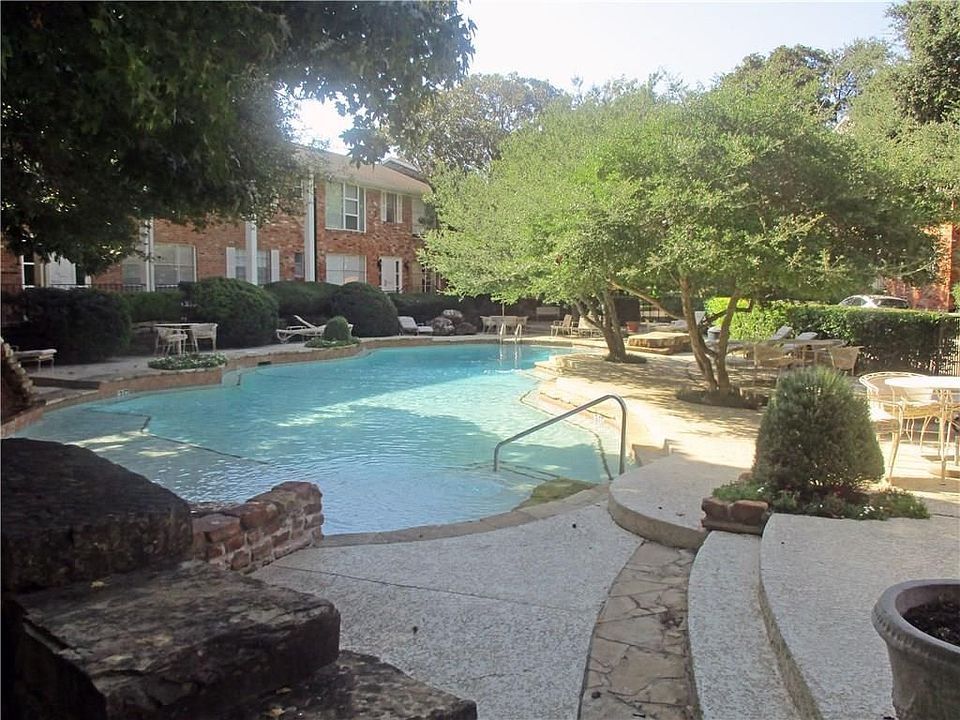1st image of 3015 Mahanna Springs Dr #3015E