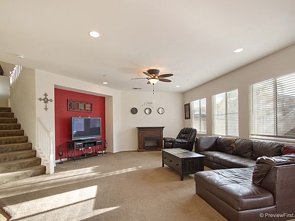 4th image of 37253 Sierra Grove Dr