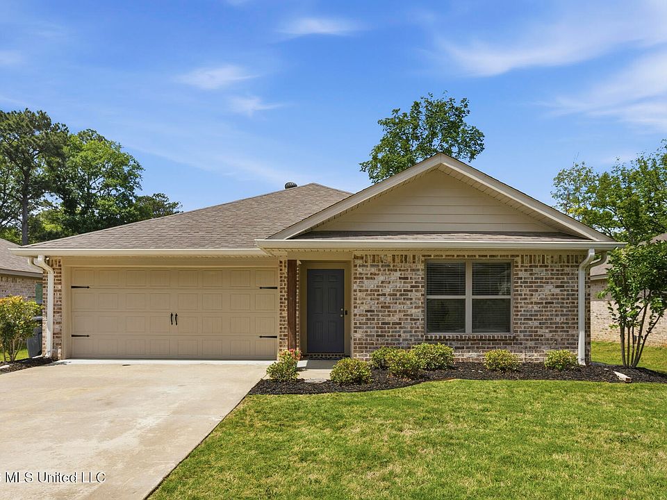 1st image of 245 Skylane Dr