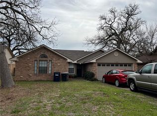 1108 Hardwood Ln, College Station, TX 77840