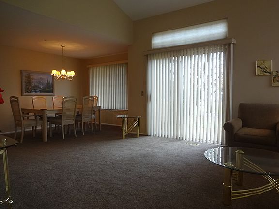 5th image of 1620 Columbia Cir Unit 4