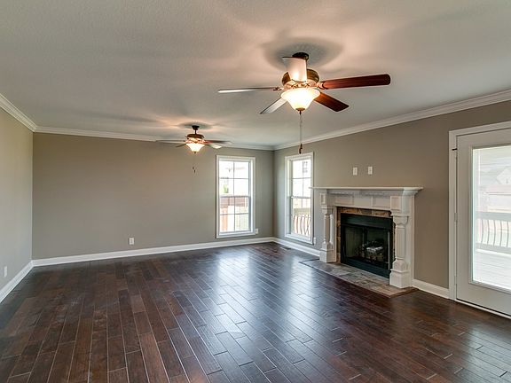 5th image of 208 Autumnwood Blvd