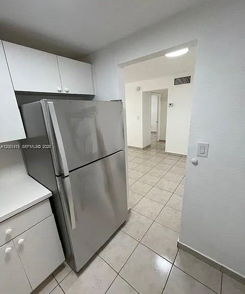 606 W 81st St #408 — Photo 5