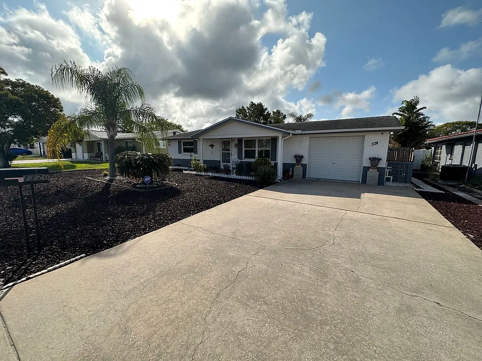 7726 Sue Ellen Dr