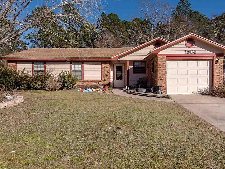 1st image of 1004 Willow Lake Cir
