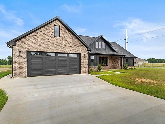 2nd image of 81 Ranch Rd